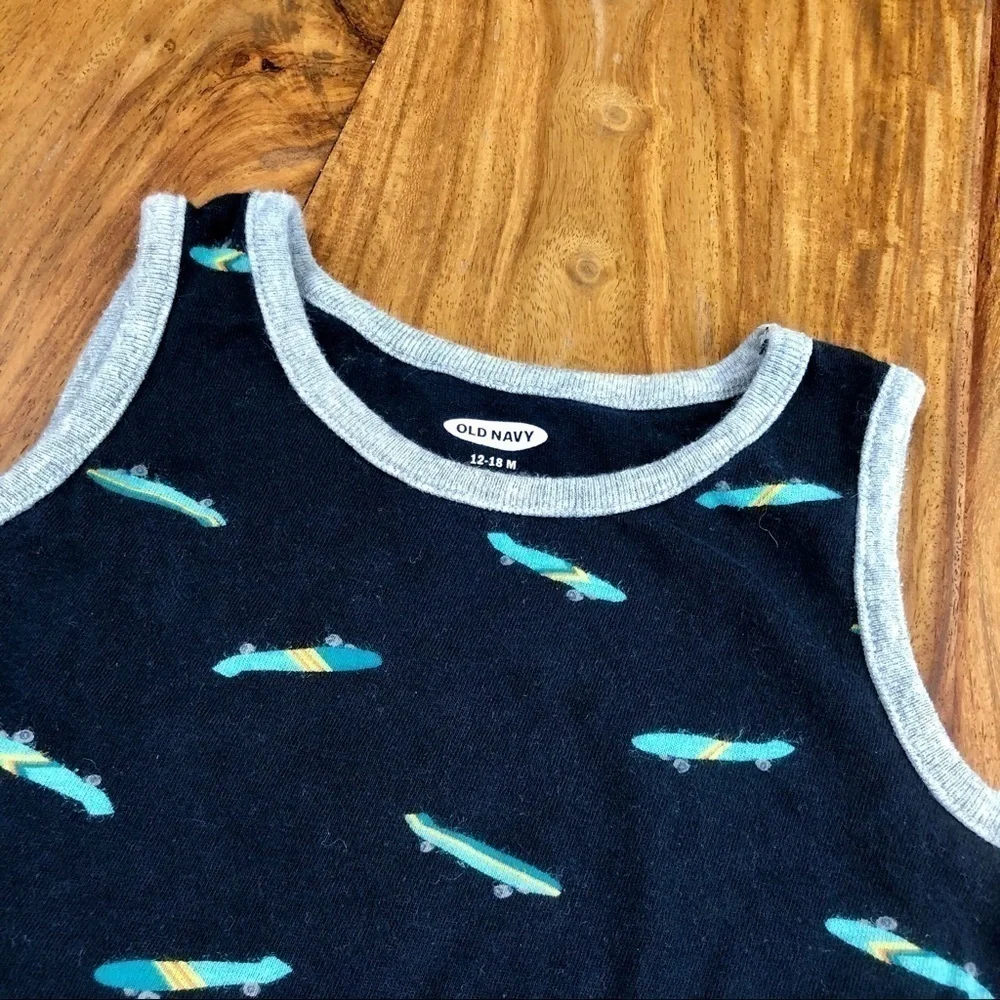 Old Navy Skateboard Tank Top 🛹